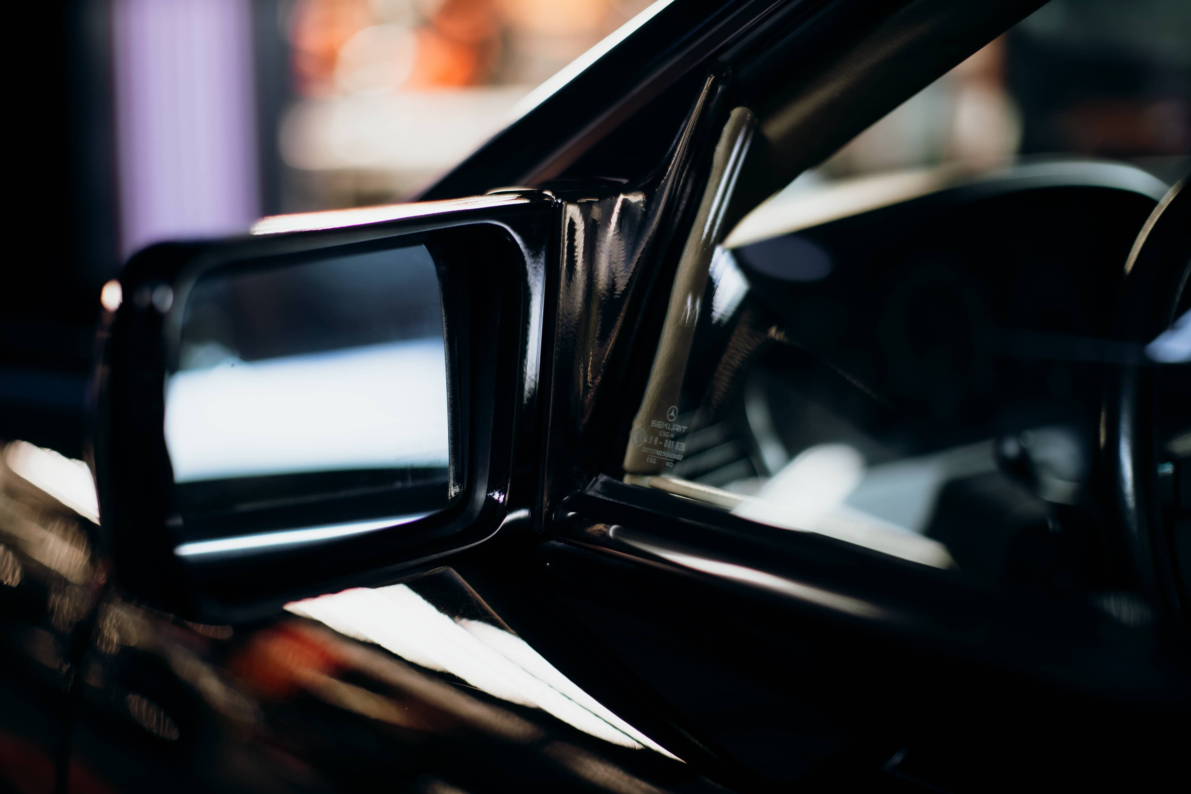 Mercedes 500 SL — exterior trei sferturi