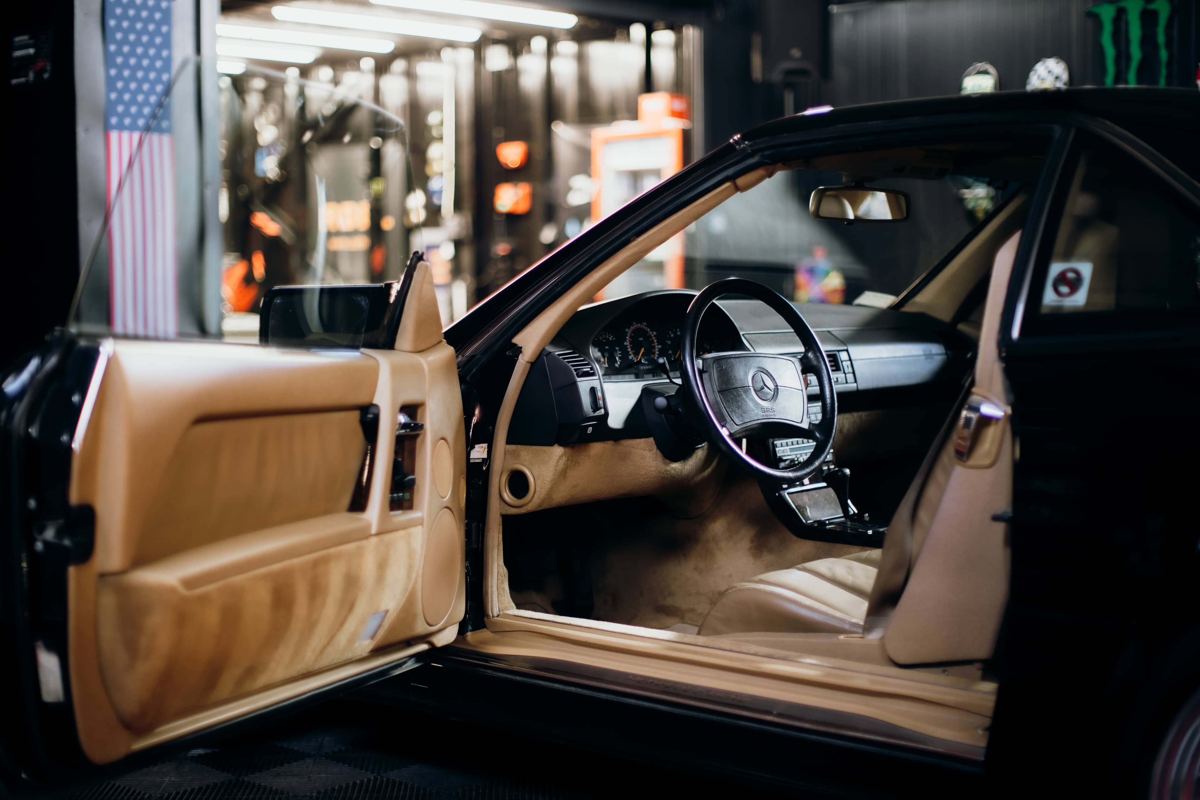 Mercedes 500 SL — interior bord